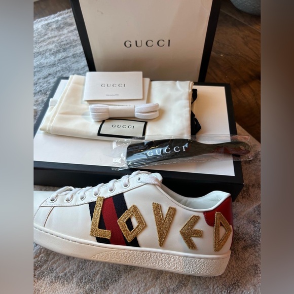 AUTHENTIC Gucci Aces “LOVED” - Picture 2 of 8